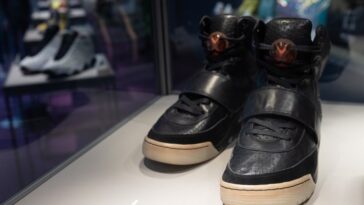 ‘Eναντι 1,8 εκατ. δολαρίων πουλήθηκαν τα Nike Air Yeezy 1 του Κάνιε Γουέστ
