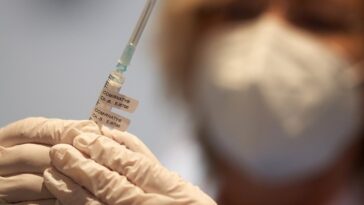 IFPMA: «Απογοητευτική» η απόφαση των ΗΠΑ να στηρίξουν την άρση των πατεντών για τα εμβόλια κατά της Covid-19