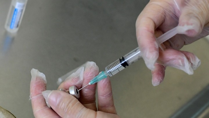 Οι ΗΠΑ θα ανακοινώσουν σχέδιο διανομής 80 εκατ. δόσεων εμβολίων παγκοσμίως